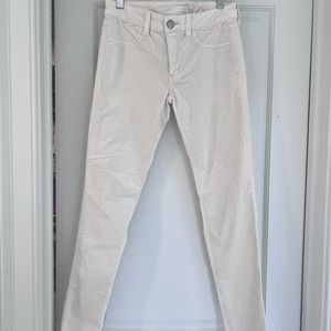 American Eagle— cream colored jeggings; size 2